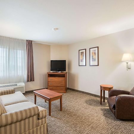 Suburban Extended Stay Hotel Waterloo - Cedar Falls - Cedar Valley Zewnętrze zdjęcie