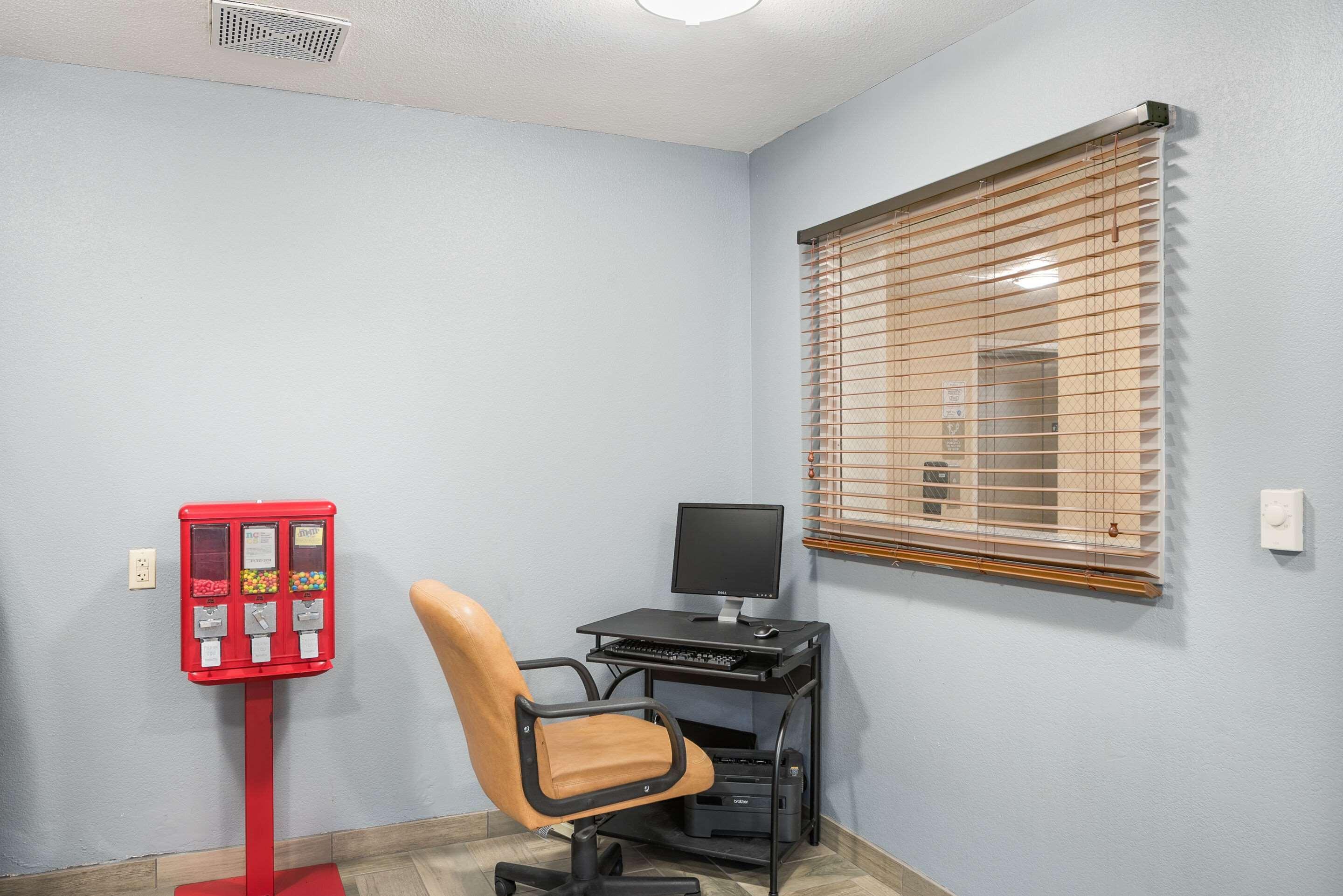 Suburban Extended Stay Hotel Waterloo - Cedar Falls - Cedar Valley Zewnętrze zdjęcie
