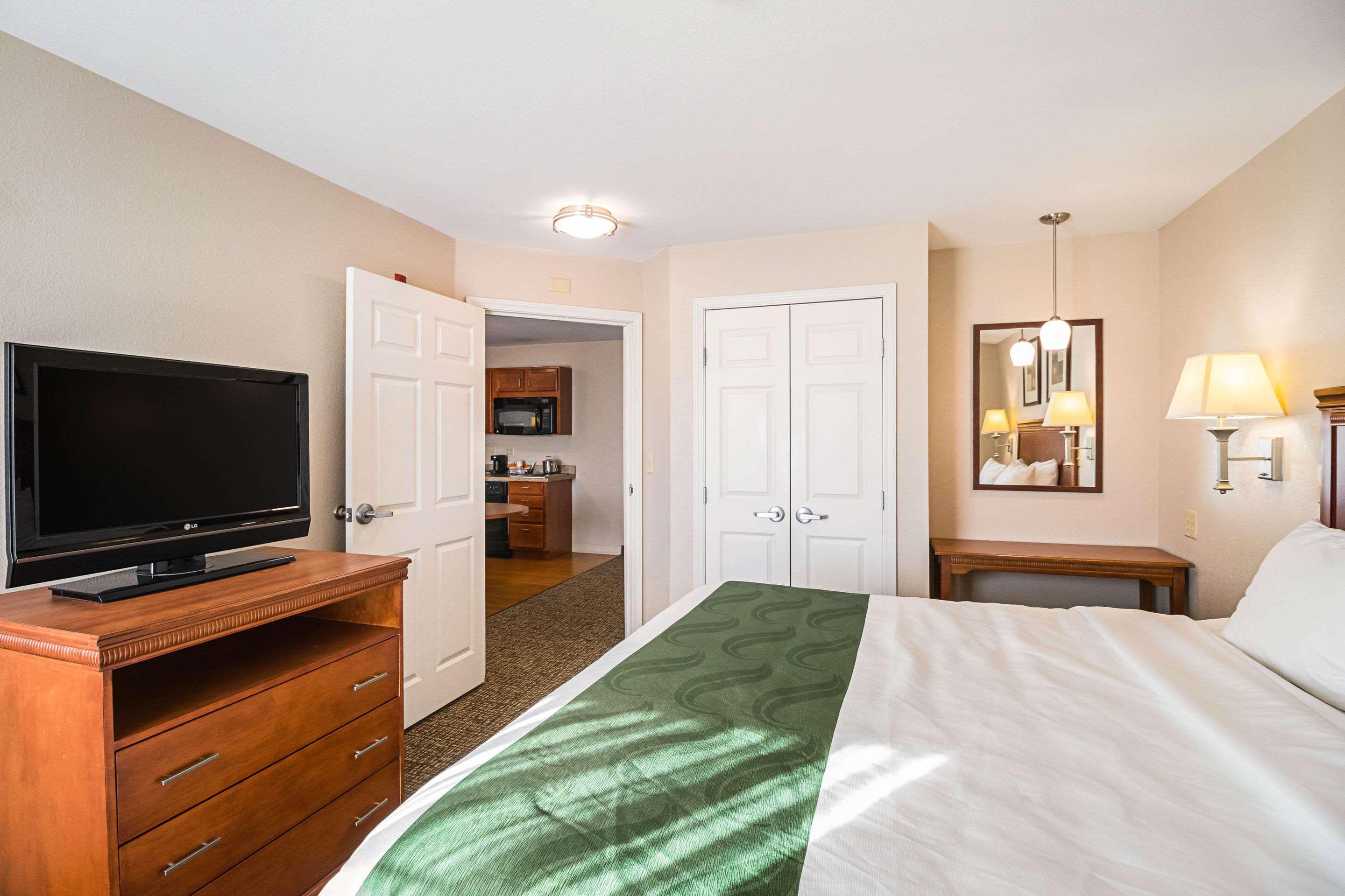 Suburban Extended Stay Hotel Waterloo - Cedar Falls - Cedar Valley Zewnętrze zdjęcie